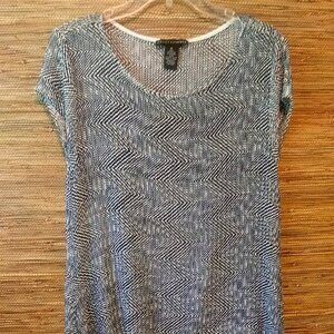 Grace Elements Black and White Lightweight Sweater Tunic – Size XL